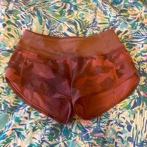 pink camo lululemon speed up shorts size 0